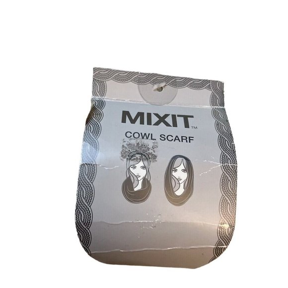 Women Cozy Scarf  / One Size / Snowdrift SET OF 2 ONE BROWN ONE BEIGE  New - Picture 8 of 16